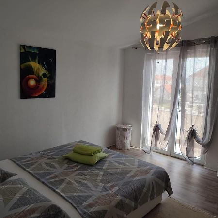 Murtela, 2-Bedroom Apartment Raslina Екстер'єр фото