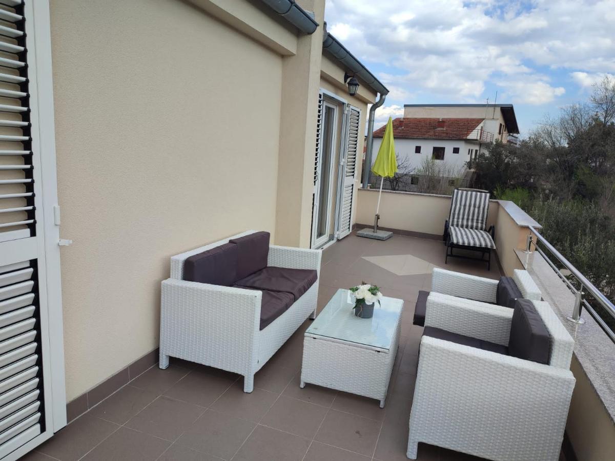 Murtela, 2-Bedroom Apartment Raslina Екстер'єр фото
