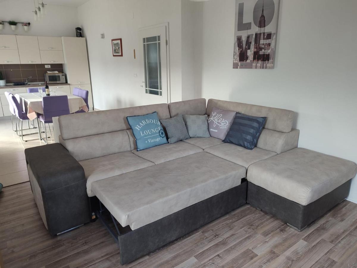 Murtela, 2-Bedroom Apartment Raslina Екстер'єр фото